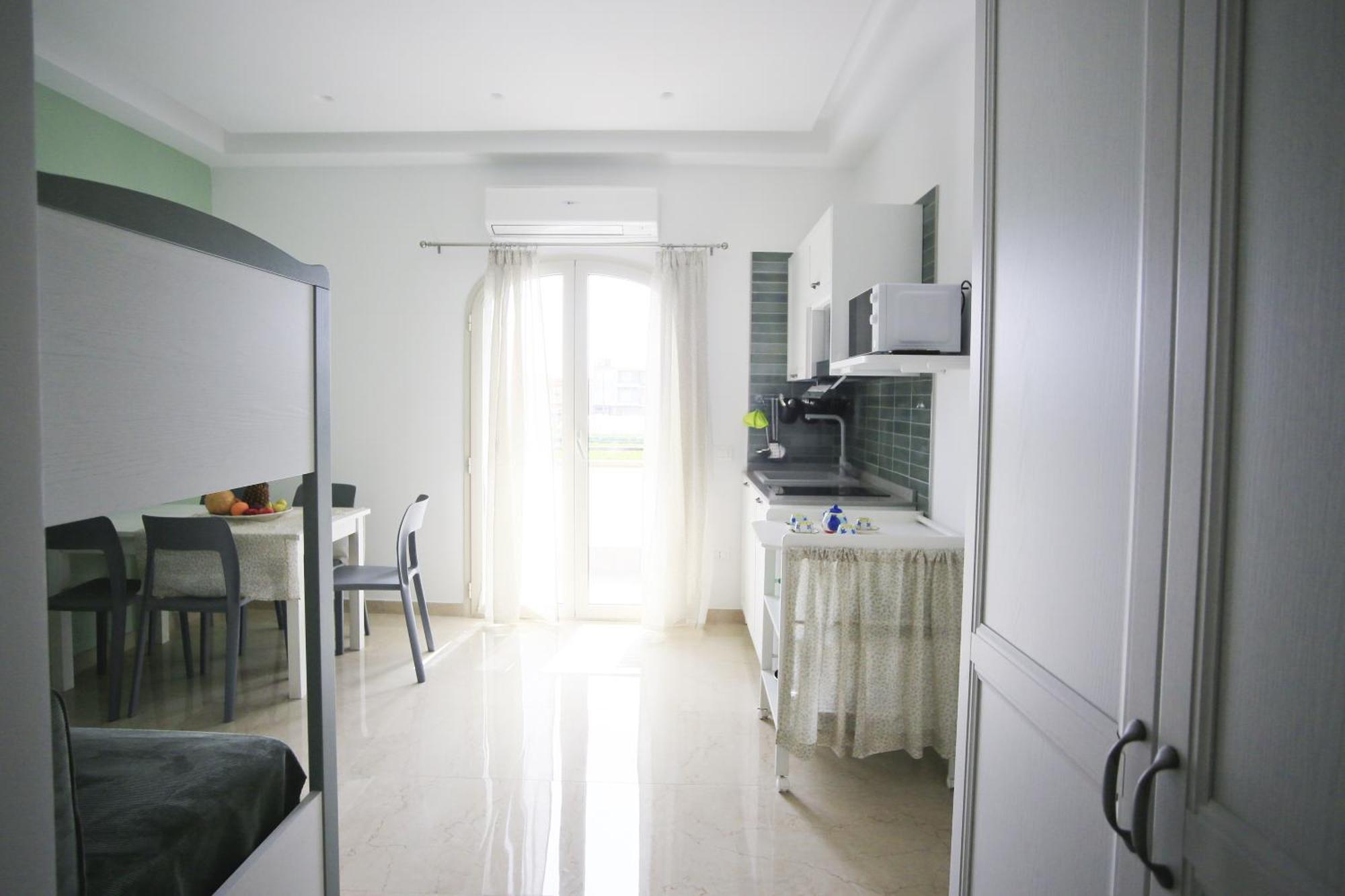 Villa Del Gaudio Rooms & Apartments Кастелламмаре-ди-Стабия Экстерьер фото